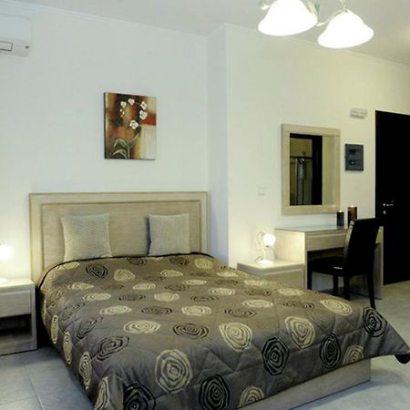 Aerolithos Otel Adamantas  Dış mekan fotoğraf